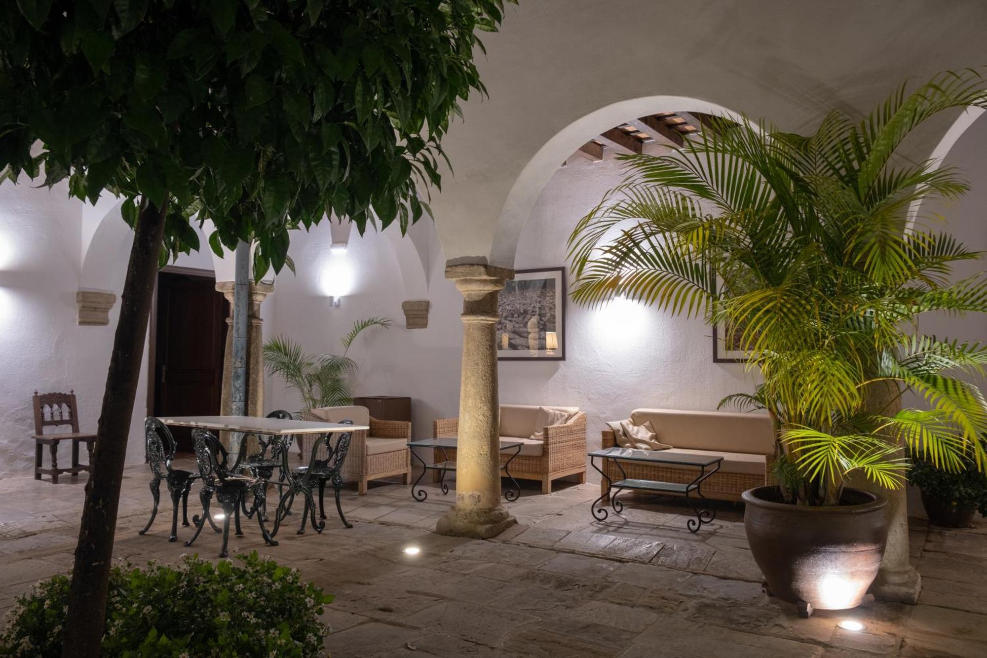 La Almoraima Hotel Castellar de la Frontera Exteriör bild