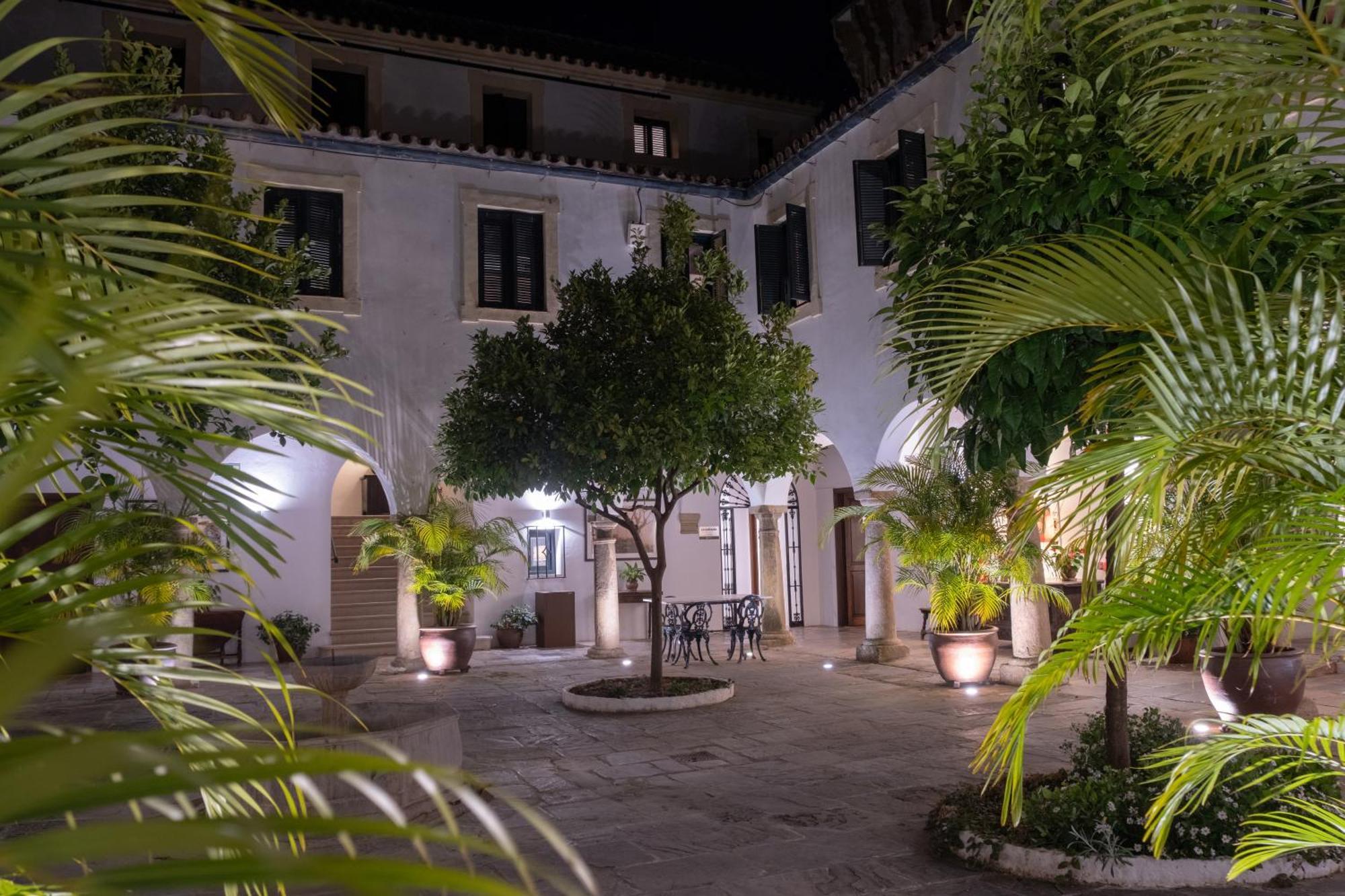 La Almoraima Hotel Castellar de la Frontera Exteriör bild