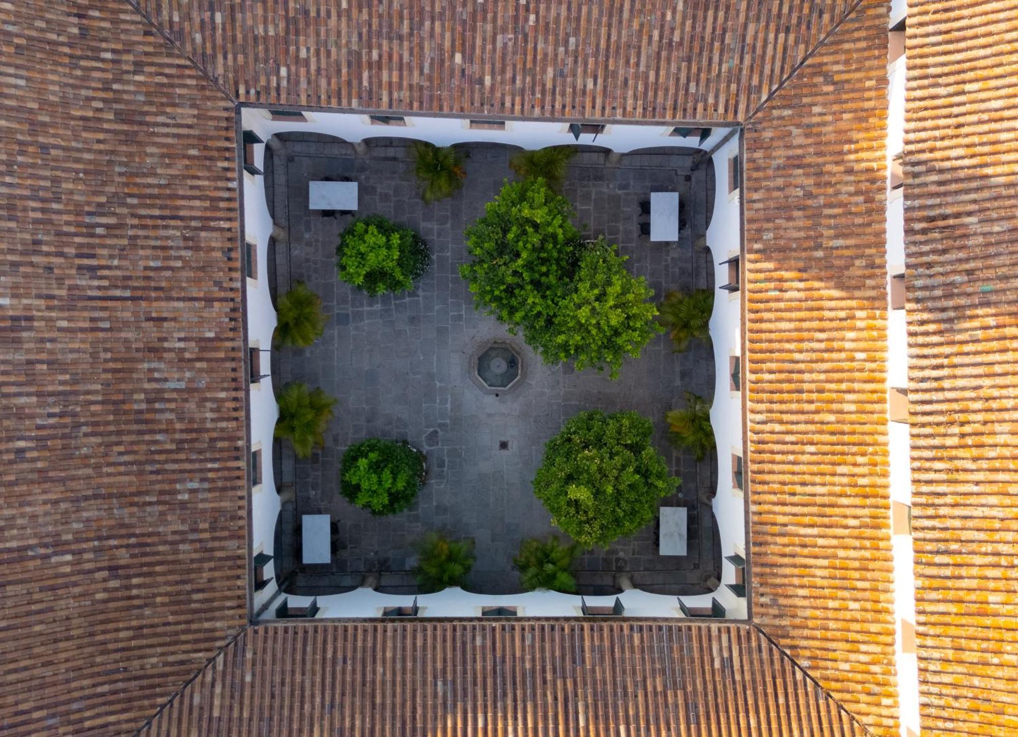 La Almoraima Hotel Castellar de la Frontera Exteriör bild