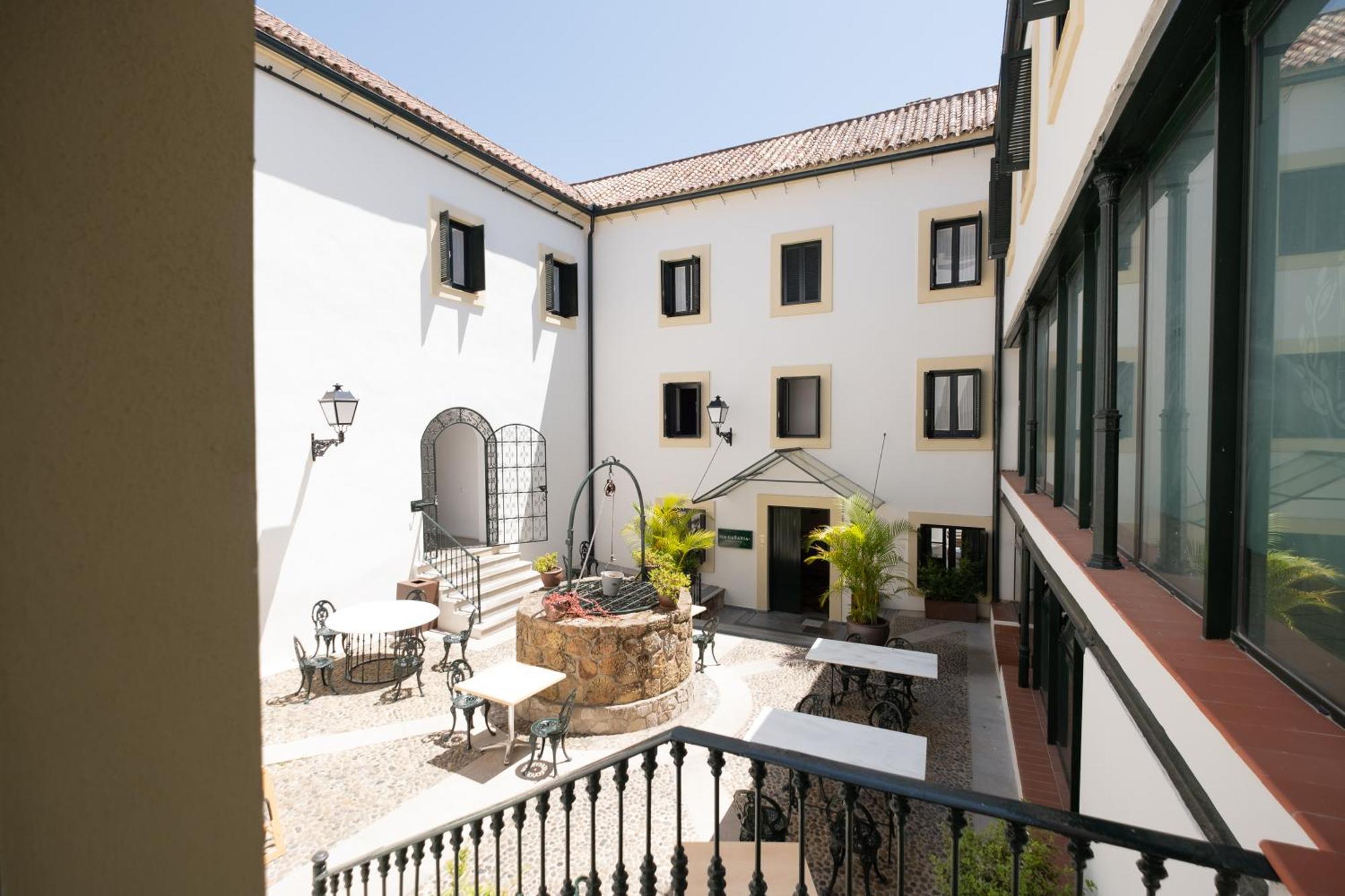 La Almoraima Hotel Castellar de la Frontera Exteriör bild